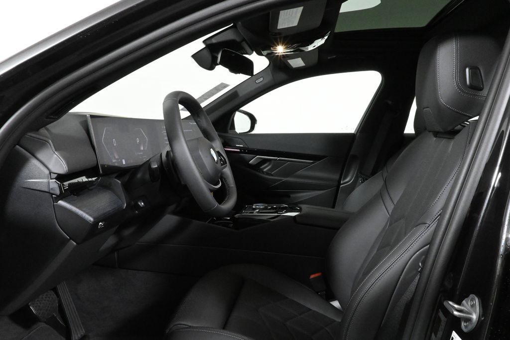 2026 Bmw 530i xDrive photo 3