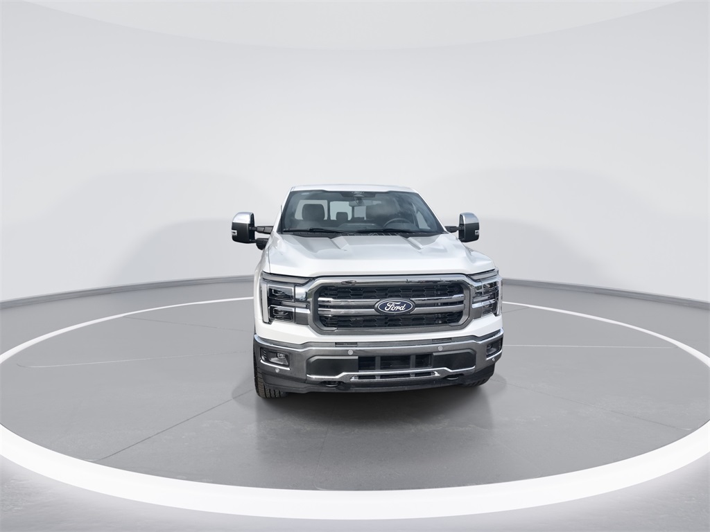 2025 Ford F-150 Lariat photo 3