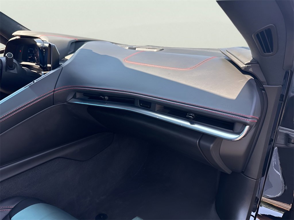 2020 Chevrolet Corvette Stingray 3LT photo 11