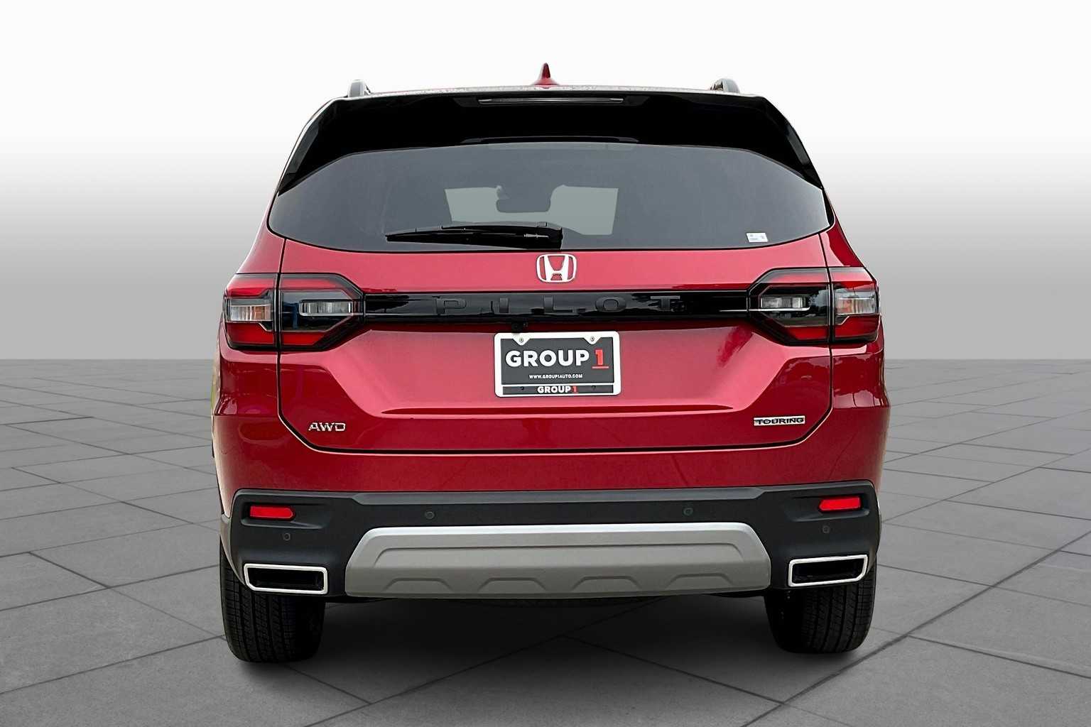 2025 Honda Pilot Touring photo 4