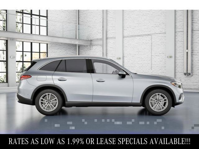 2025 Mercedes Benz GLC 300 4MATIC photo 2