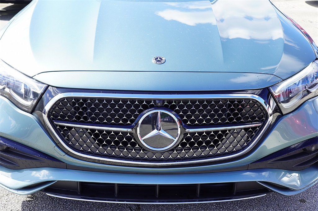 2026 Mercedes Benz E 350 photo 7