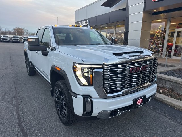 2026 GMC Sierra 2500HD Denali's photo