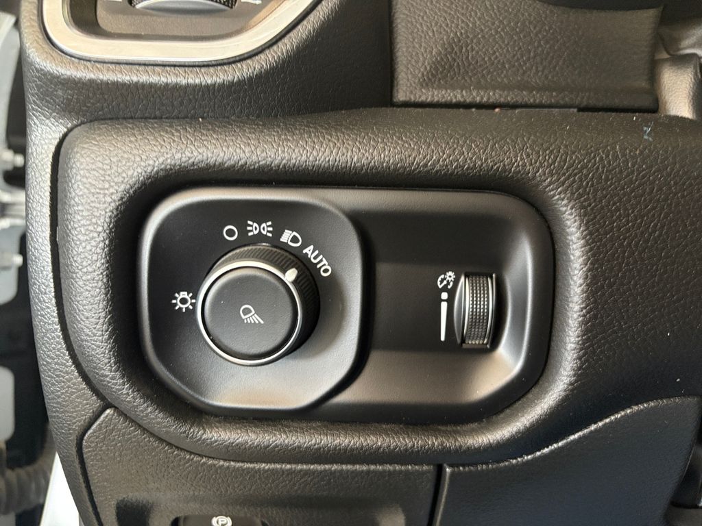 2024 Ram 1500 Laramie photo 26