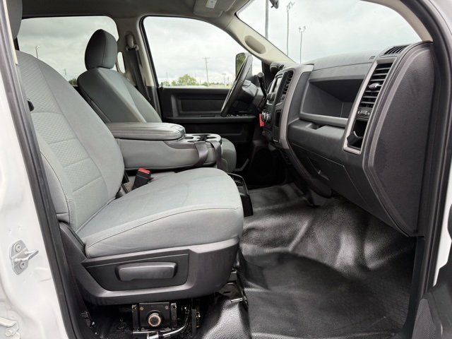 2018 Ram 3500 Tradesman photo 9