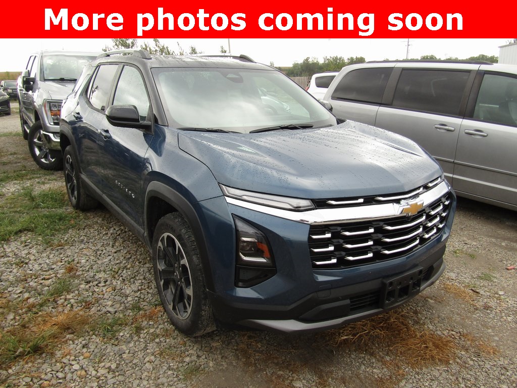 2025 Chevrolet Equinox LT photo 7