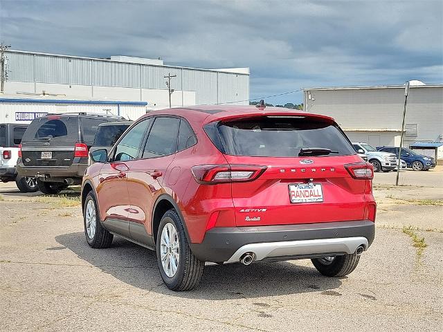 2025 Ford Escape Active photo 3