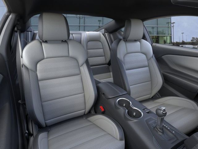 2025 Ford Mustang GT Premium photo 7