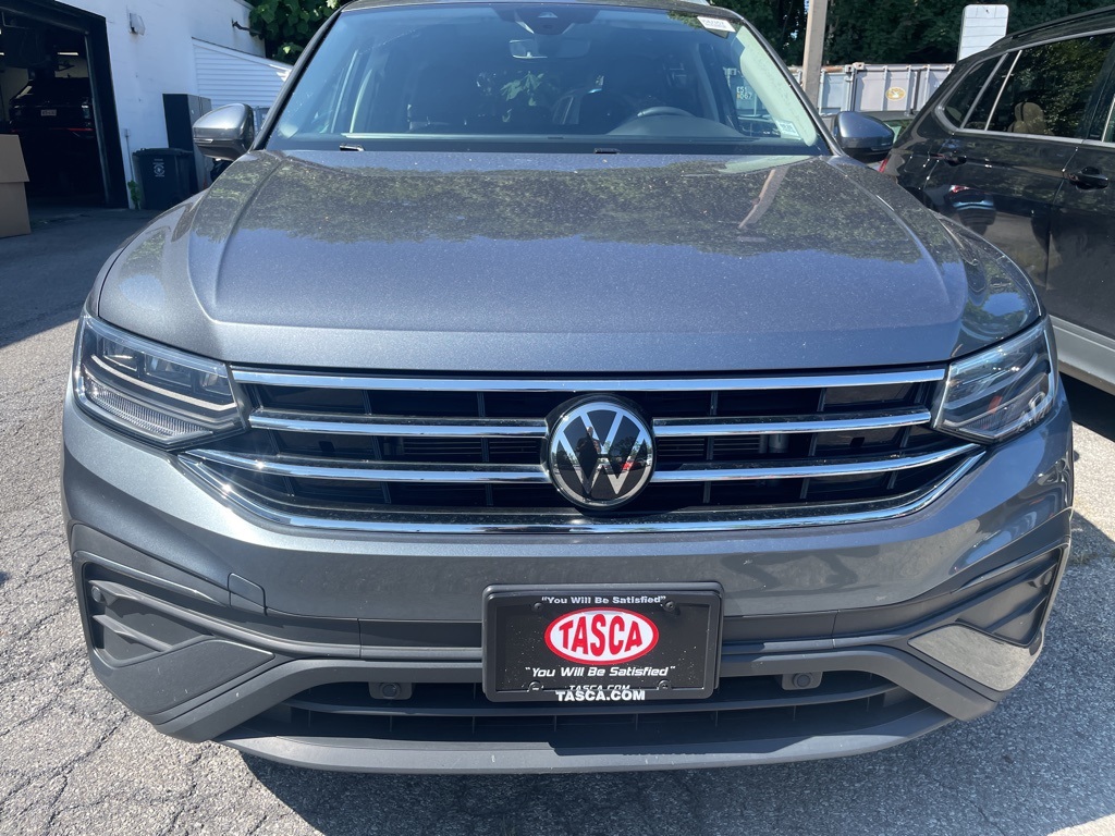 2022 Volkswagen Tiguan SE photo 3
