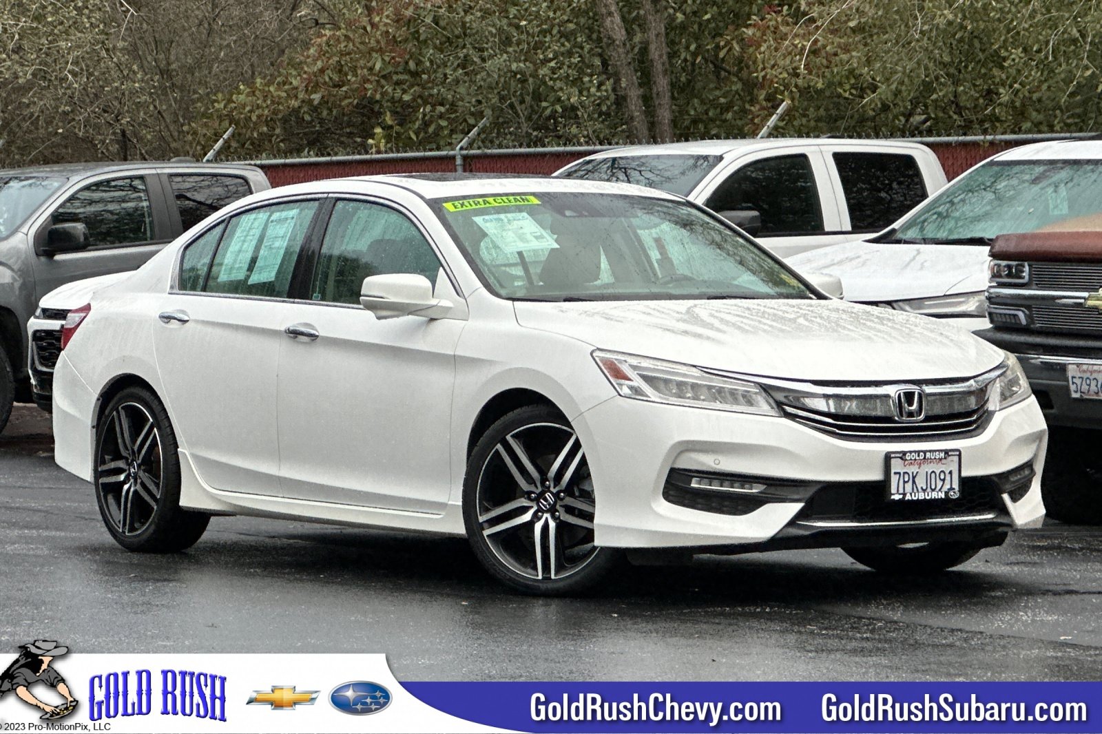 2016 Honda Accord Touring's photo