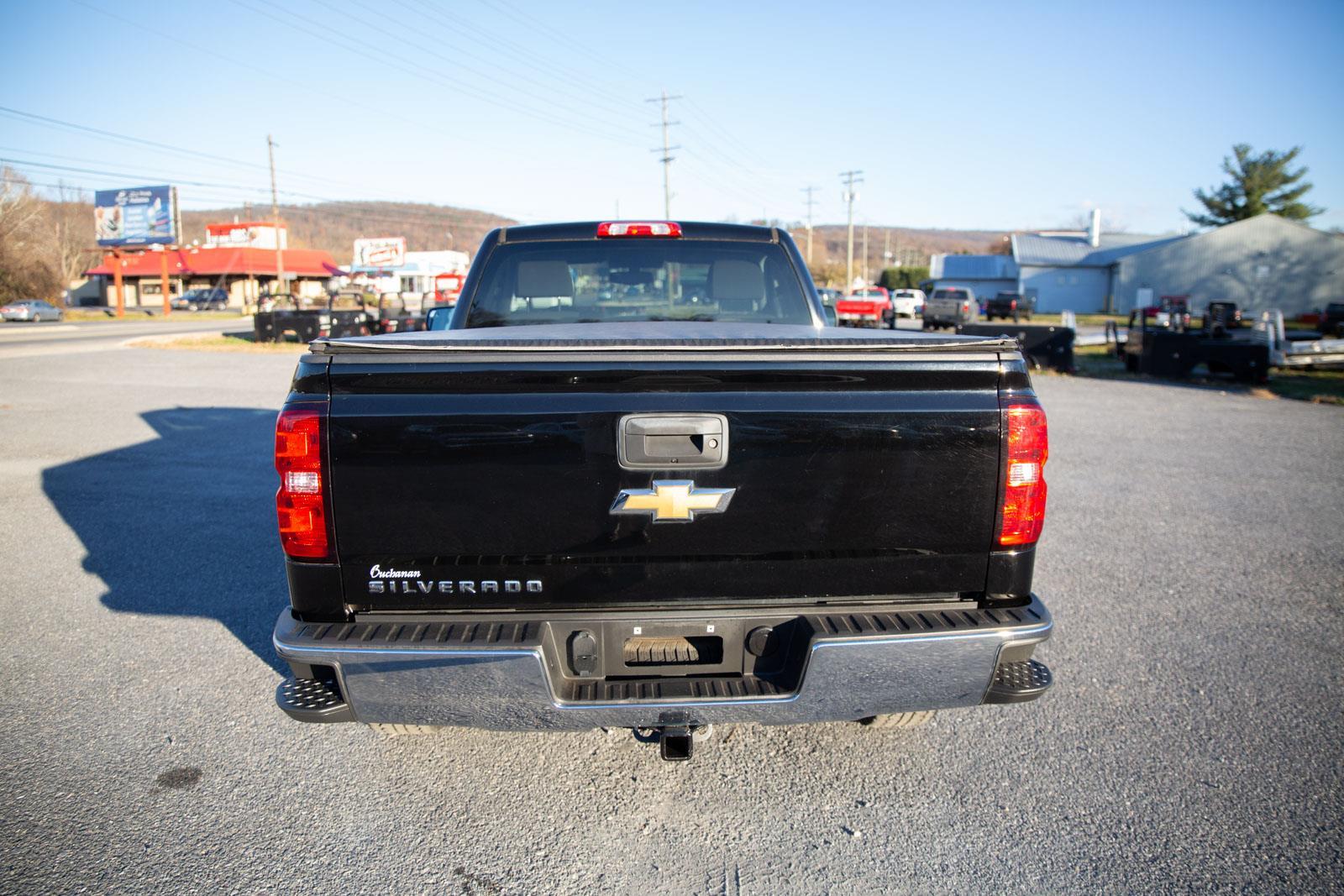 2018 Chevrolet Silverado 1500 LS photo 4