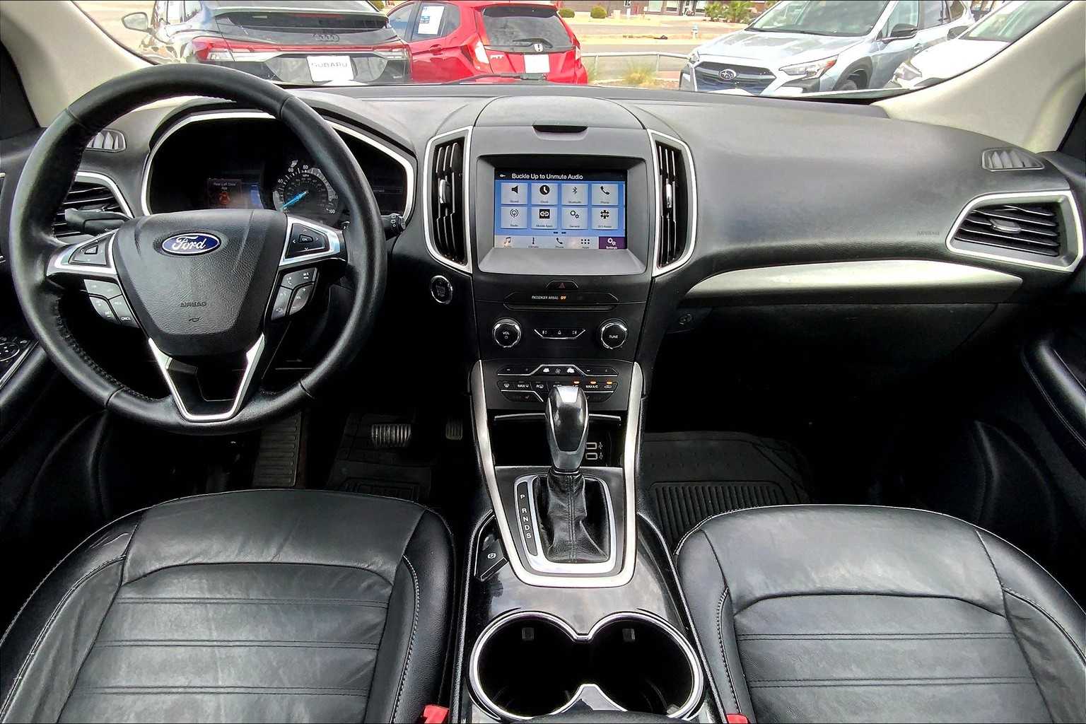 2017 Ford Edge SEL photo 13
