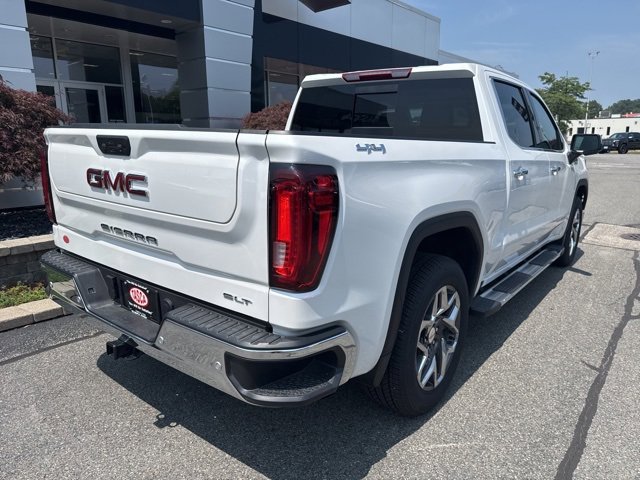 2025 Gmc Sierra 1500 SLT photo 9