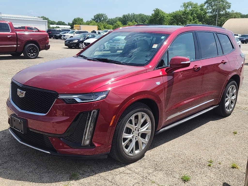 Used 2020 Red Horizon Tintcoat Cadillac Sport image 1