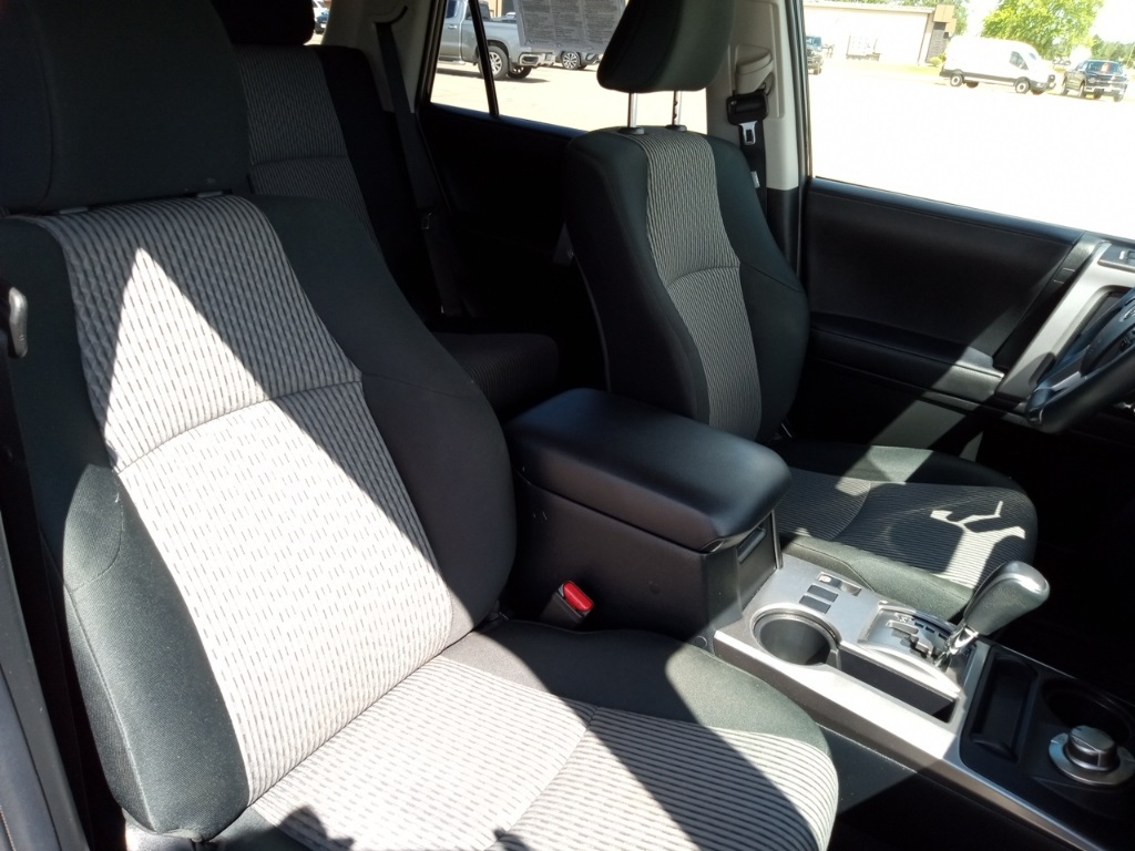 2023 Toyota 4Runner SR5 photo 23