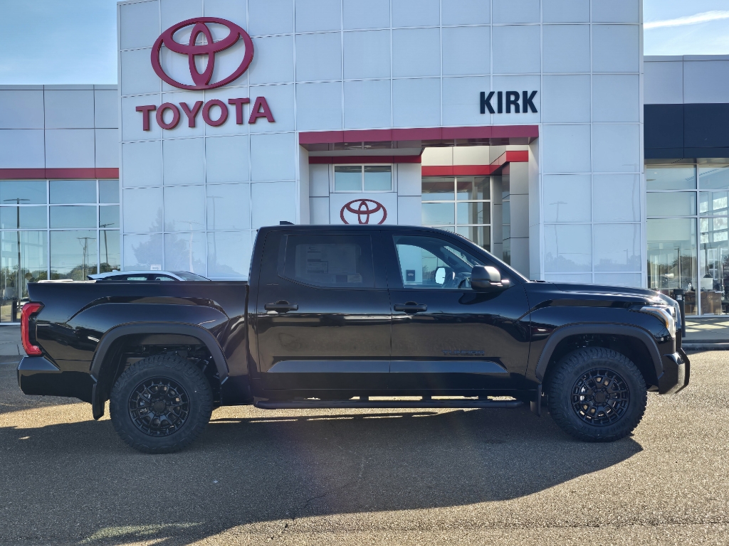 2026 Toyota Tundra SR5's photo
