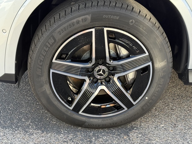 2026 Mercedes Benz GLC 300 4MATIC photo 25
