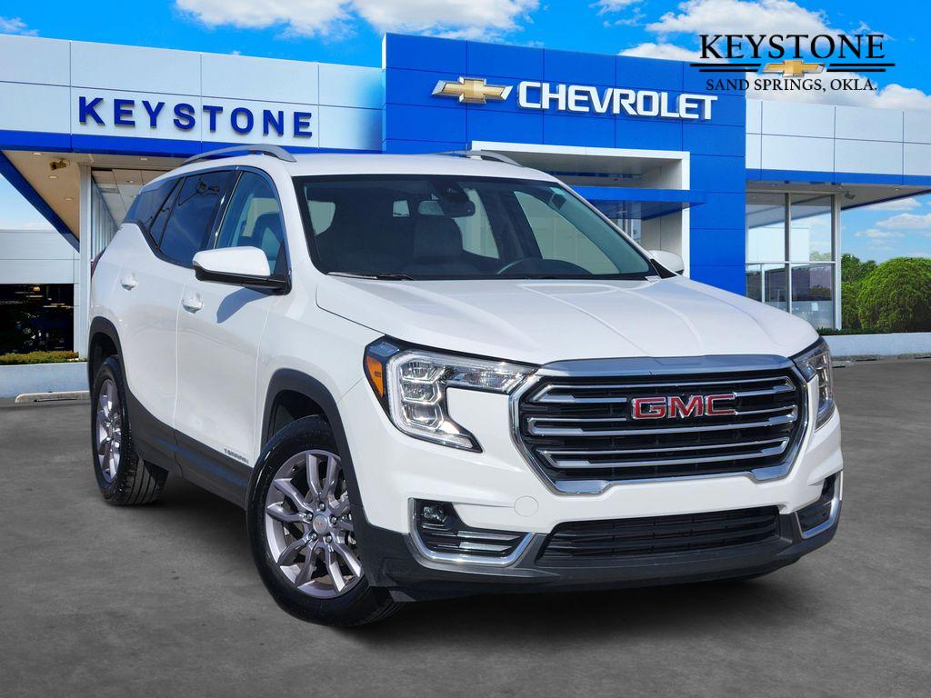 2024 GMC Terrain SLT's photo