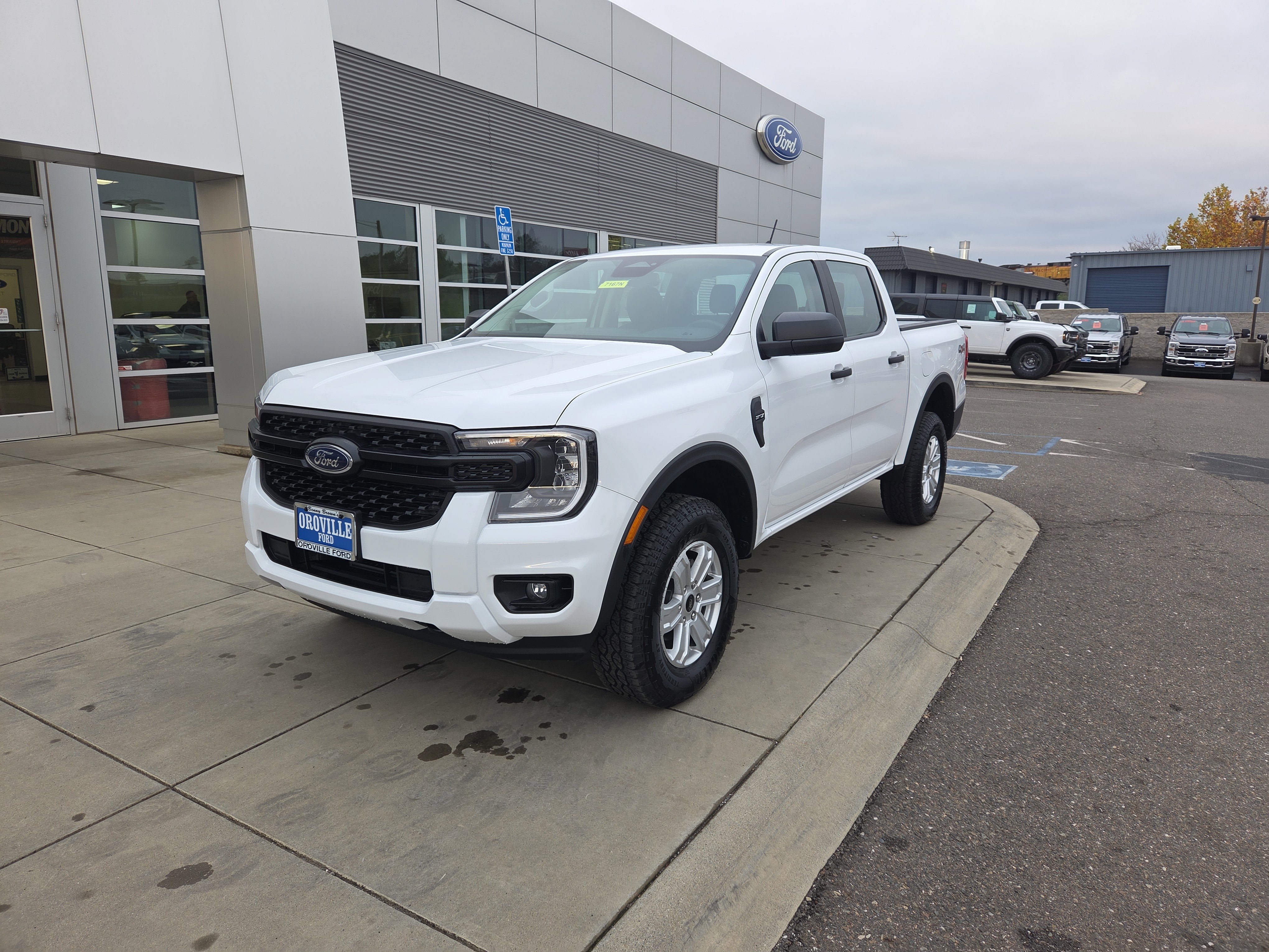 2025 Ford Ranger XL's photo