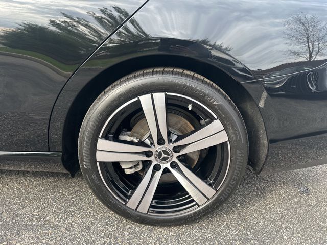 2025 Mercedes Benz C 300 4MATIC photo 10