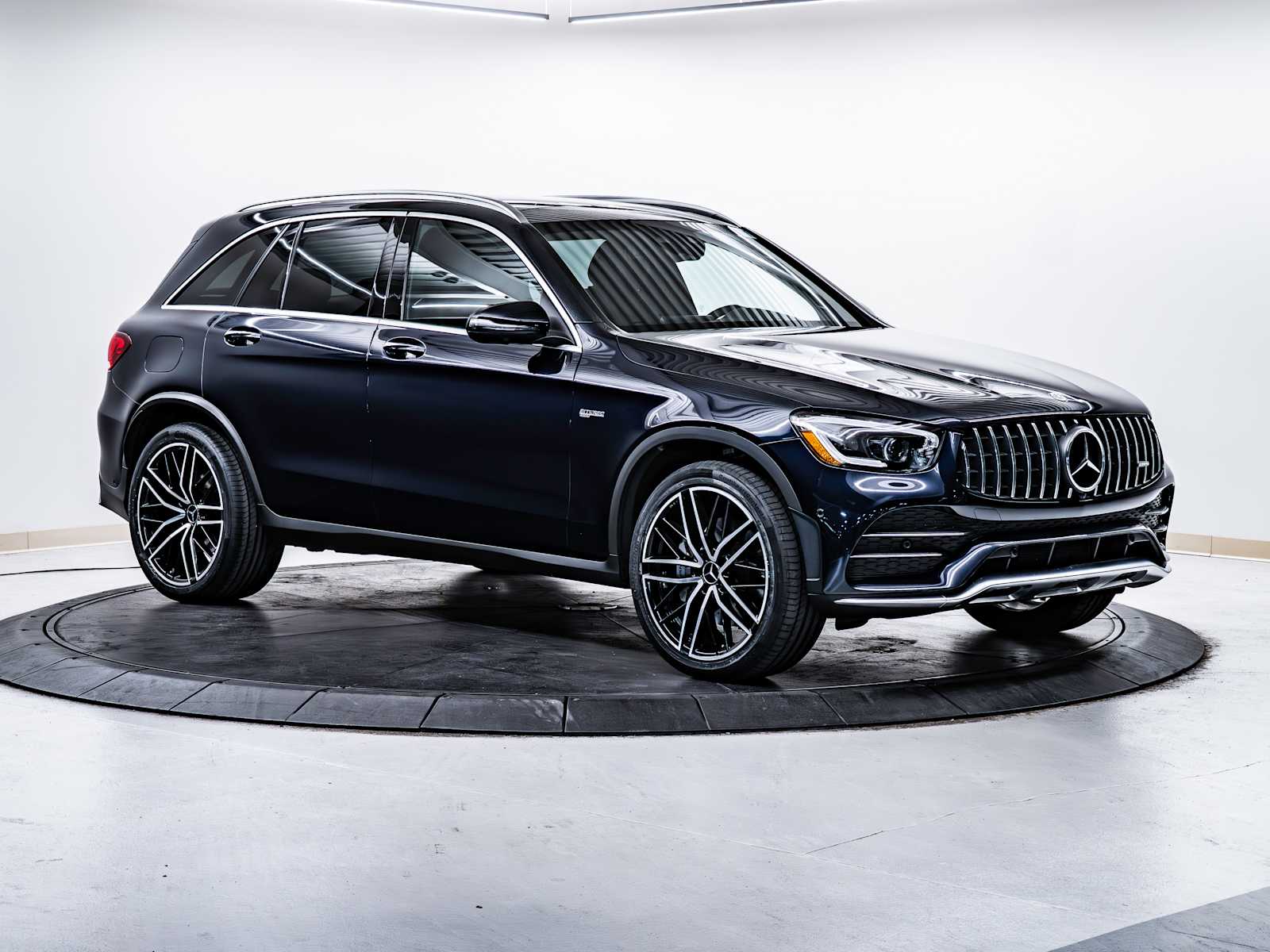2022 Mercedes-Benz GLC Mercedes-AMG's photo