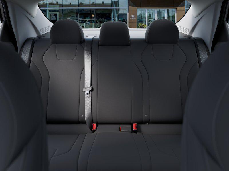 2025 Hyundai Elantra SE photo 9