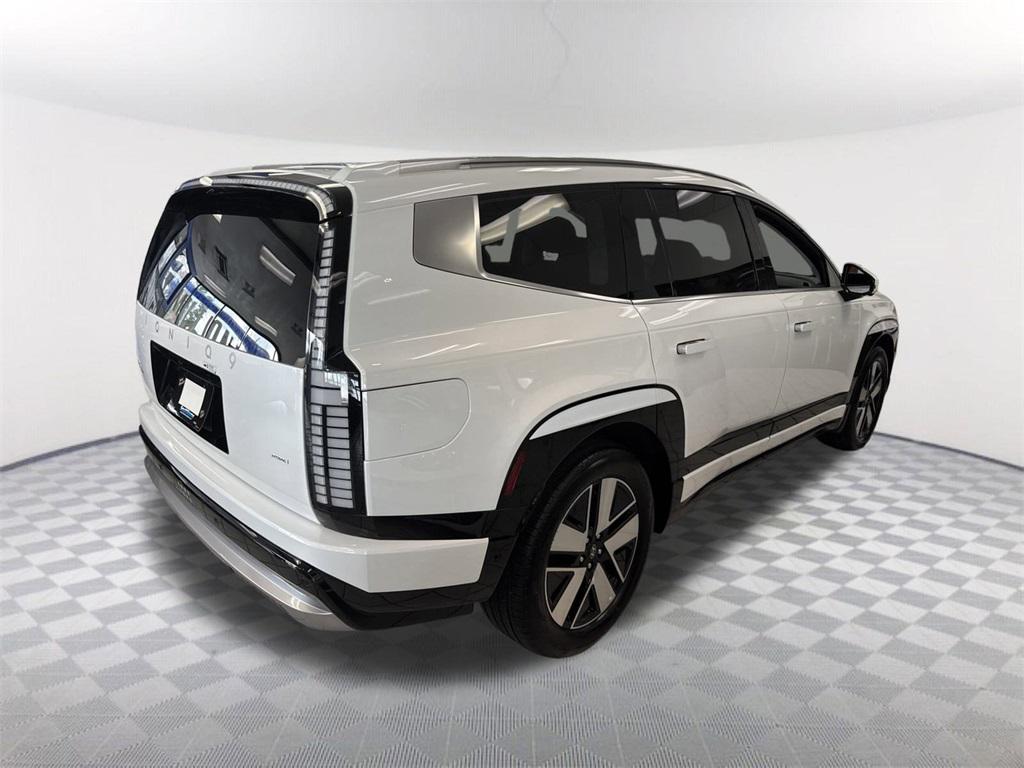 2026 Hyundai Ioniq SEL photo 3