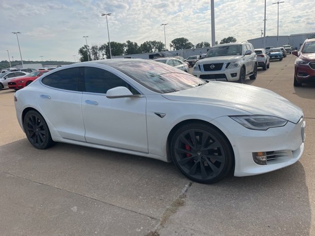 Used 2019 Tesla Model S Performance with VIN 5YJSA1E42KF348104 for sale in Fort Madison, IA