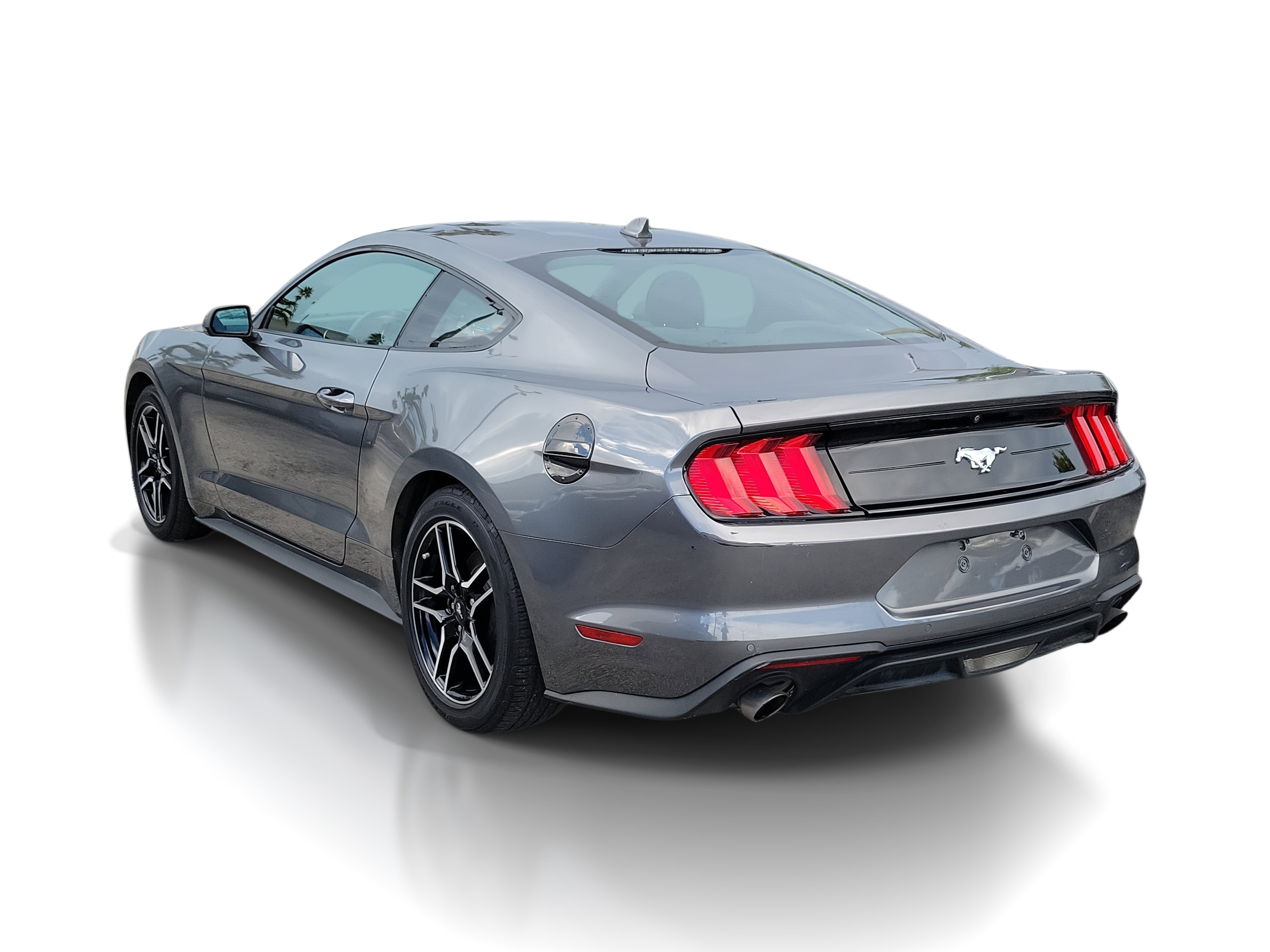 2021 Ford Mustang EcoBoost photo 4