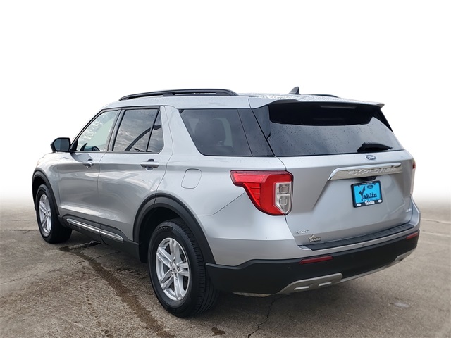 2021 Ford Explorer XLT photo 4