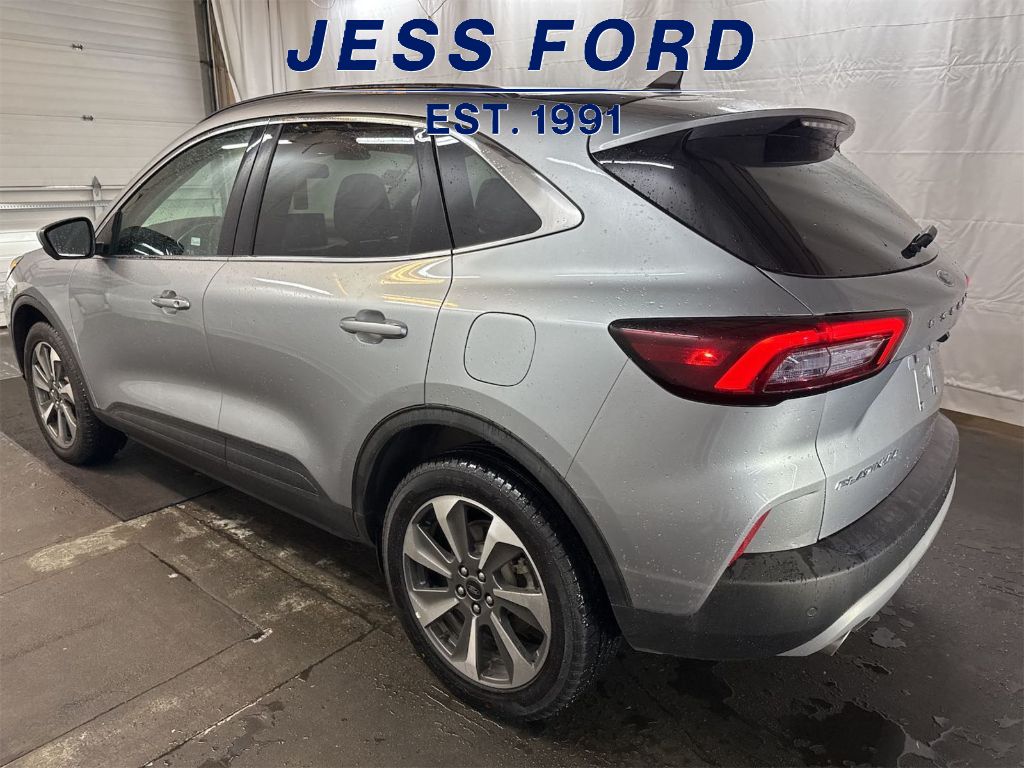 2024 Ford Escape Platinum photo 2