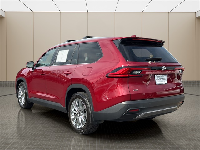 2024 Toyota Grand Highlander Platinum AWD photo 2