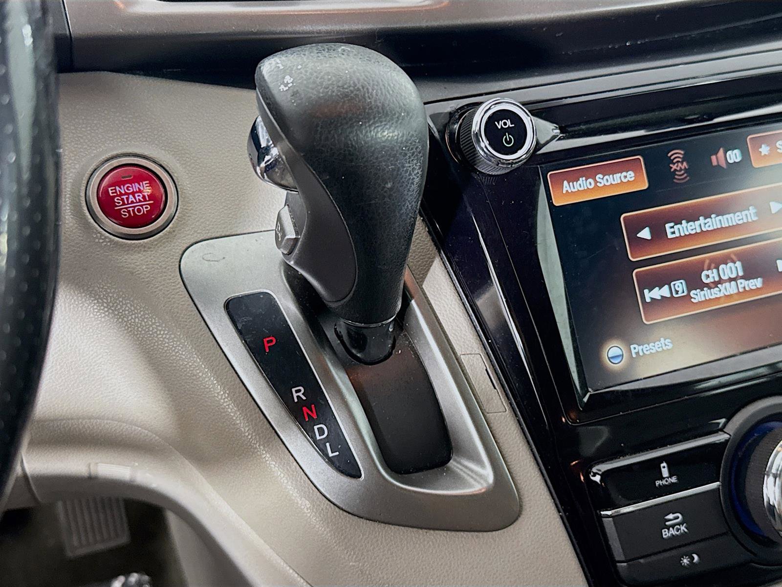 2016 Honda Odyssey EX-L photo 18