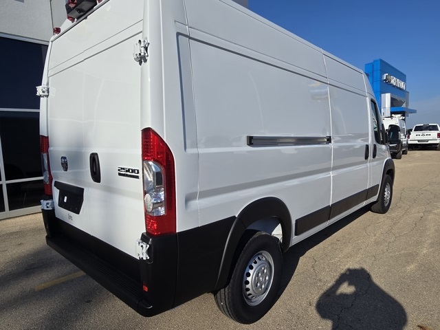 2025 Ram ProMaster 2500 Cargo Van photo 5
