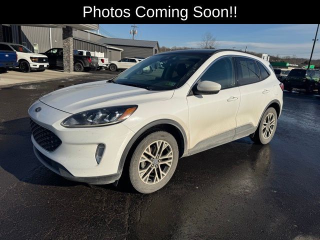 2020 Ford Escape SEL's photo