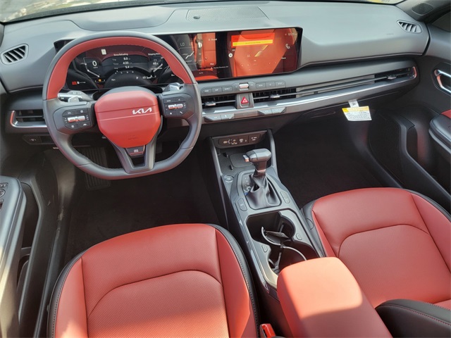 2025 Kia K4 GT-Line photo 28