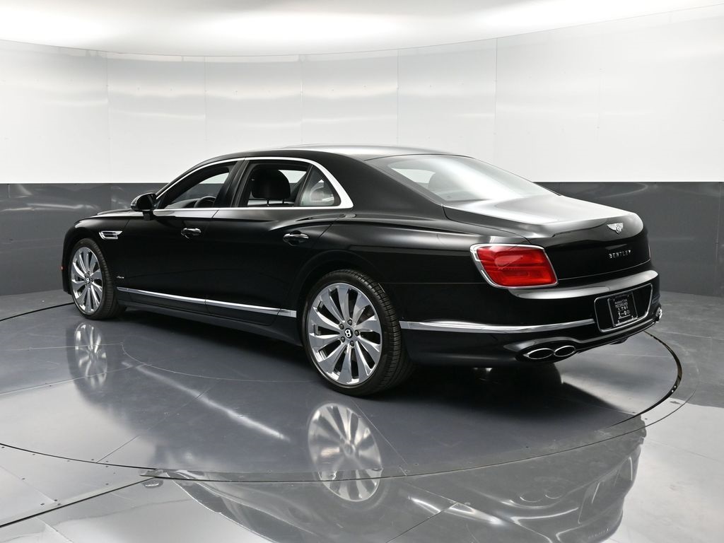 2023 Bentley Flying Spur V8 photo 2