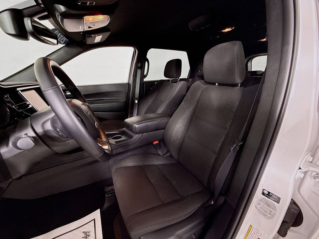 2024 Dodge Durango SXT photo 2