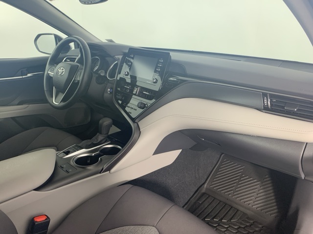 2023 Toyota Camry LE photo 22