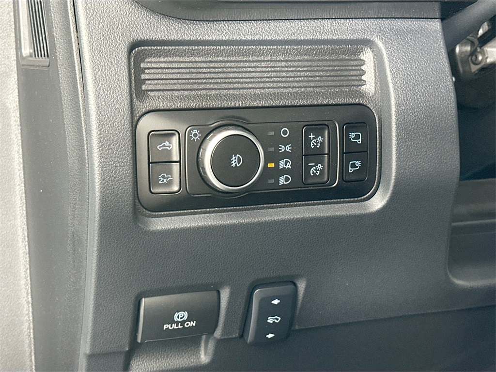 2025 Ford F-250 Lariat photo 10