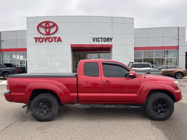 2015 Toyota Tacoma Base 4x4 Access Cab photo 3