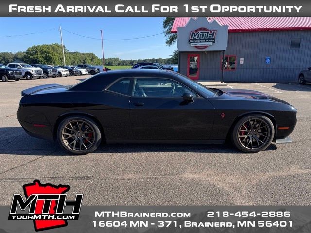 2017 Dodge Challenger SRT's photo