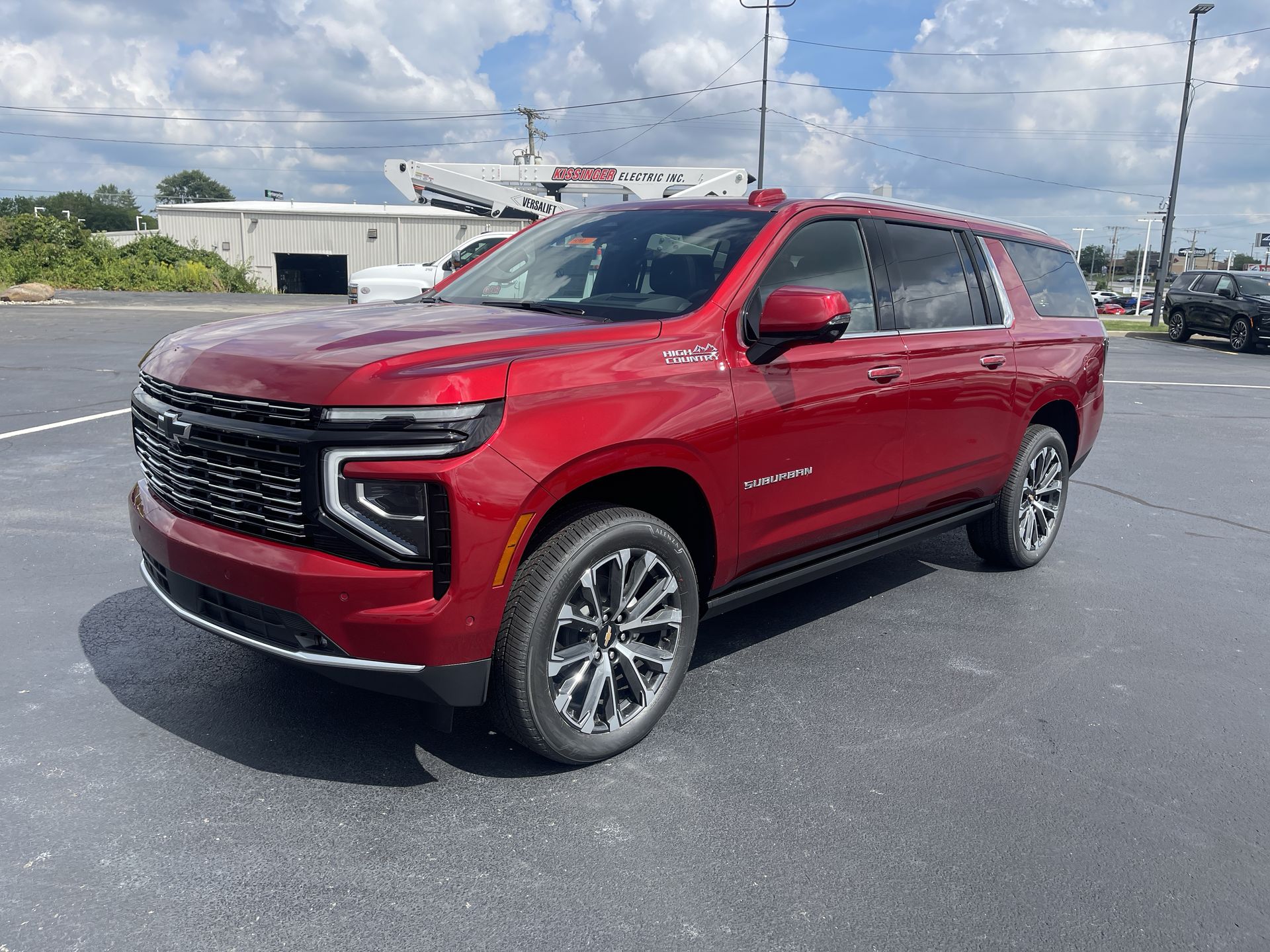 2025 Chevrolet Suburban High Country photo 4