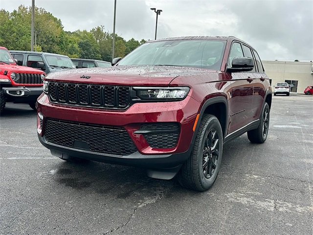 2025 Jeep Grand Cherokee Altitude X photo 2
