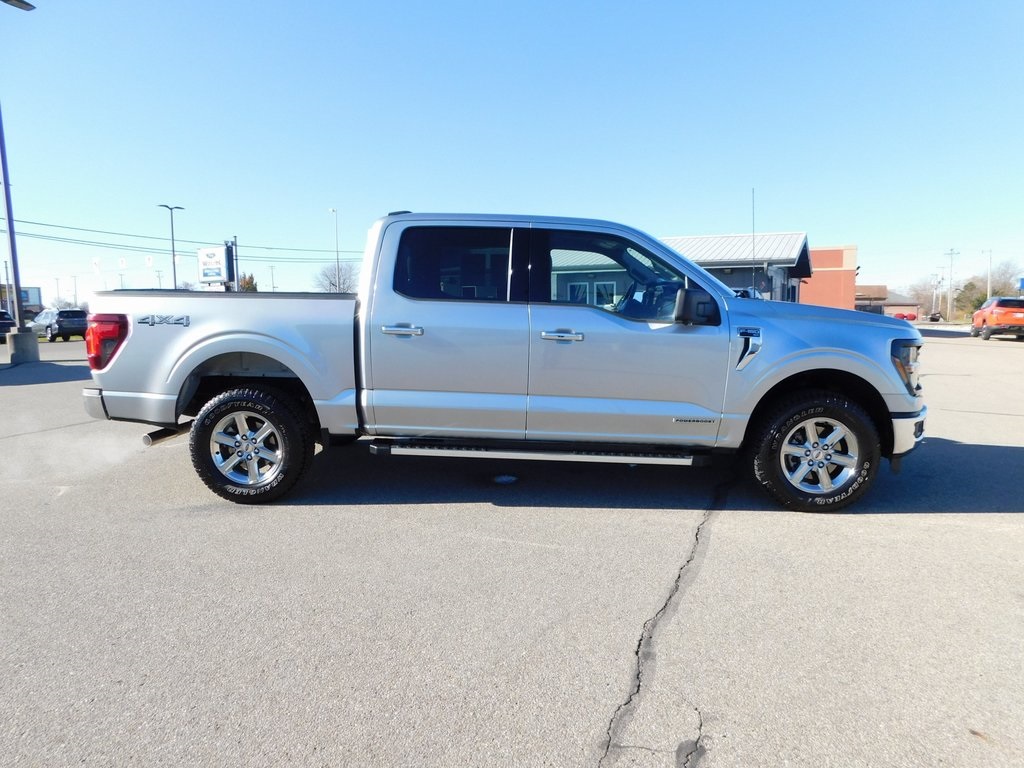 2024 Ford F-150 XLT photo 2