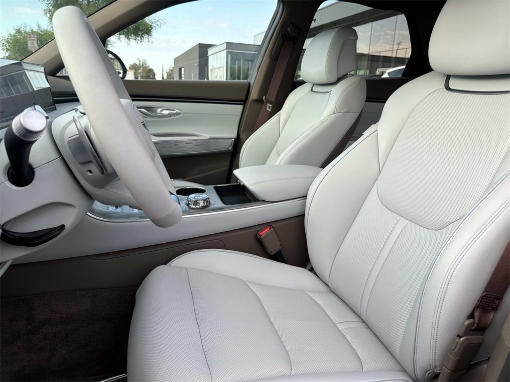 2026 Genesis Electrified GV70 Advanced photo 10