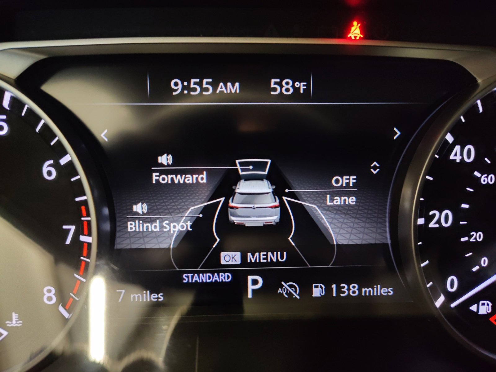 2025 Nissan Pathfinder SV photo 32