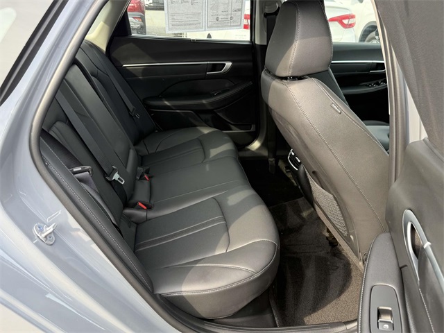 2025 Hyundai Sonata Hybrid Limited photo 17