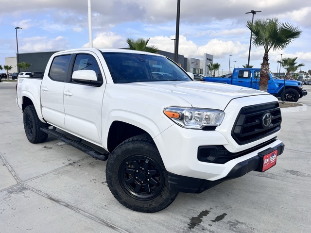 2023 Toyota Tacoma SR's photo