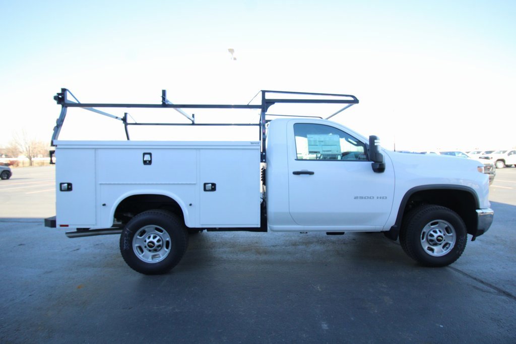 2024 Chevrolet Silverado 2500HD photo 4